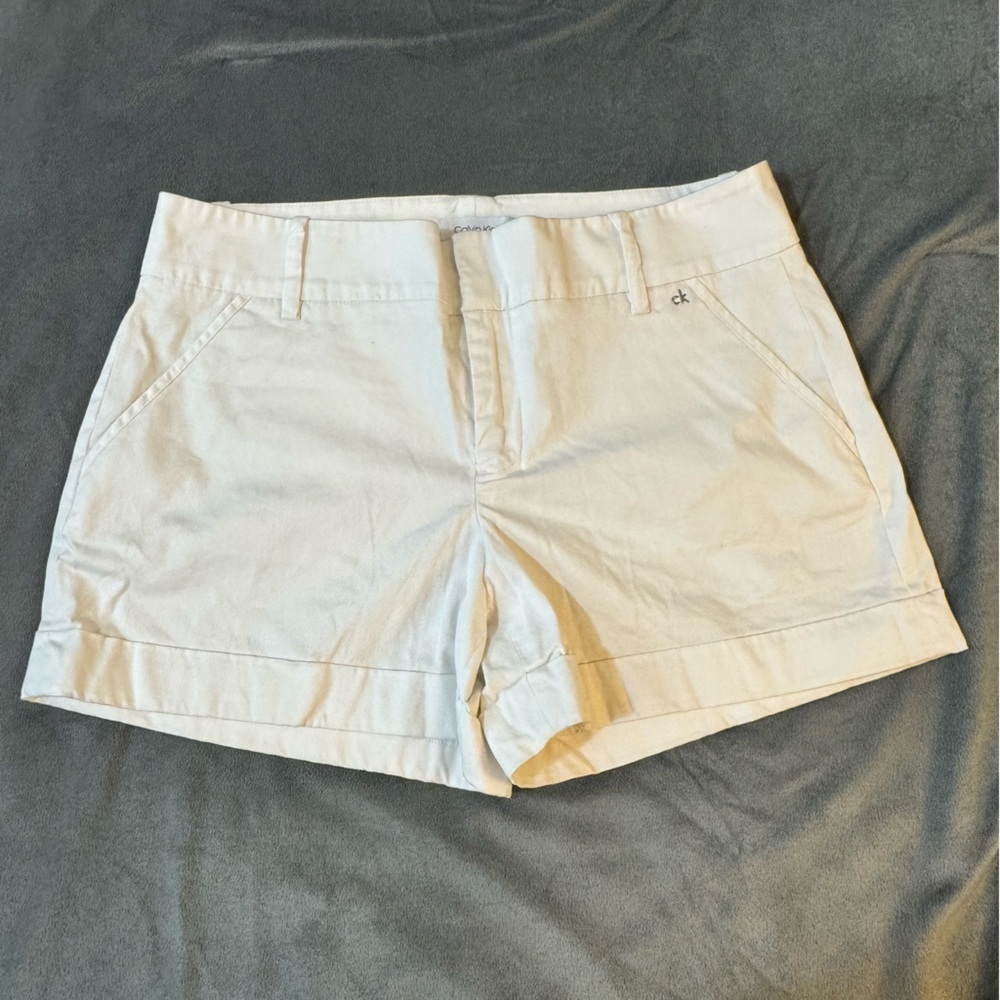 Calvin Klein Women's  Shorts

#1324